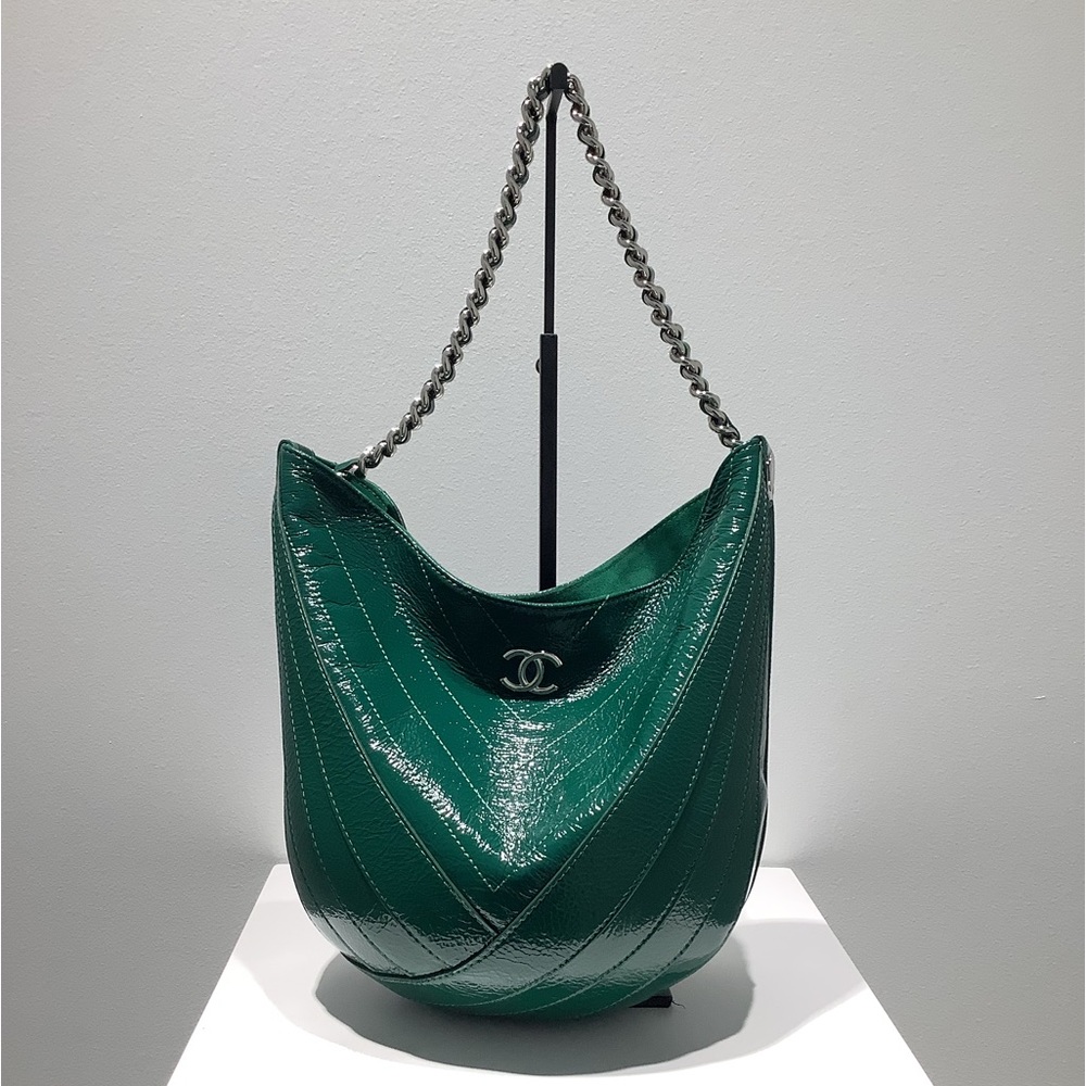 ❤️SOLD❤️ CHANEL Green Bucket Hobo Handbag